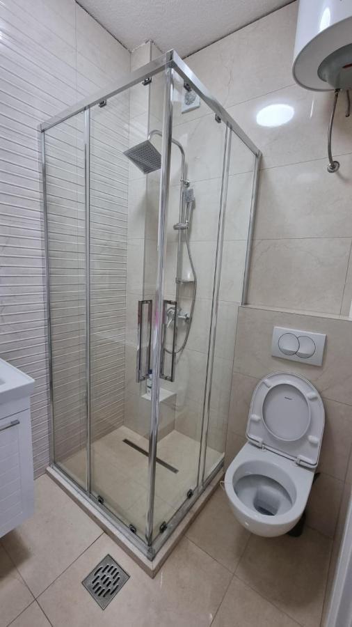 بلاف Elan Luxury Apartments & Rooms المظهر الخارجي الصورة