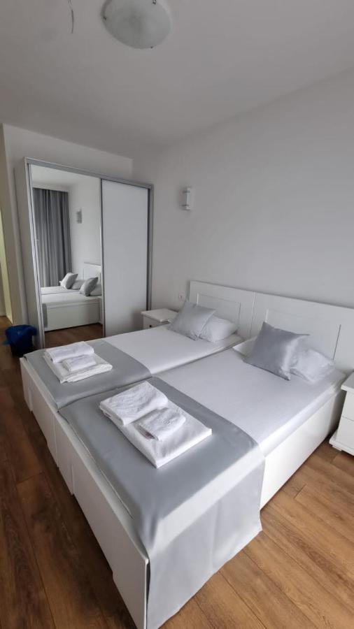 بلاف Elan Luxury Apartments & Rooms المظهر الخارجي الصورة